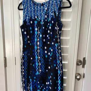 Comfortable and classy sheath dress. Size 8